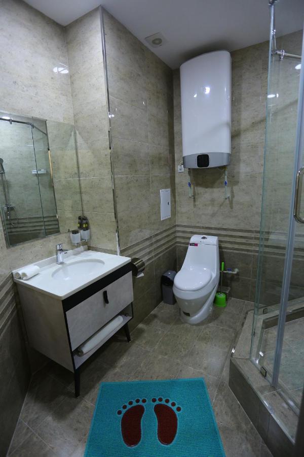 Hotel 777 Dusanbe Kültér fotó